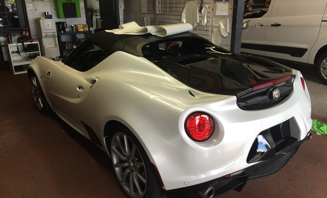 ALFA ROMEO 4C PEARL WRAP 3