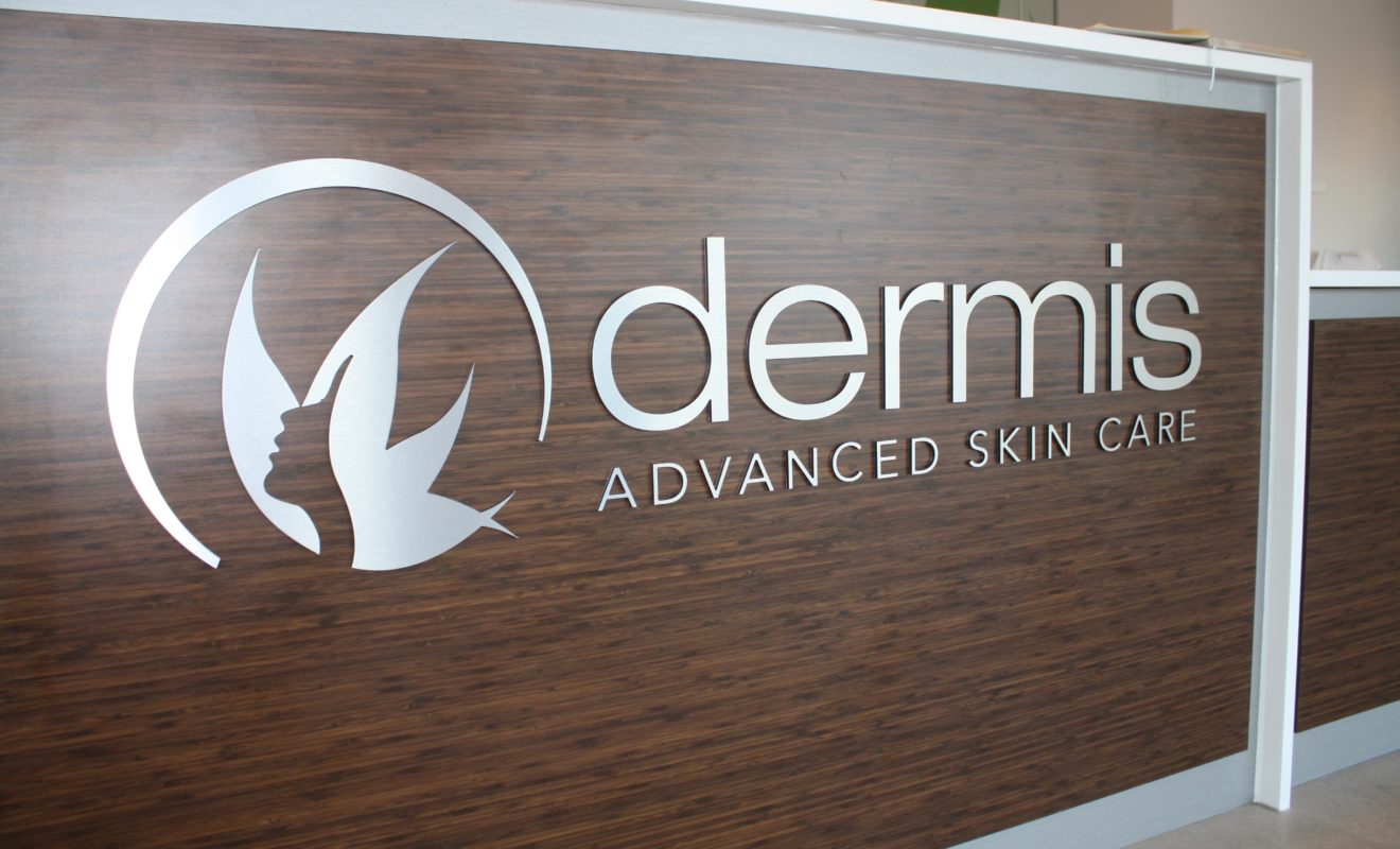 DERMIS SIGNAGE7