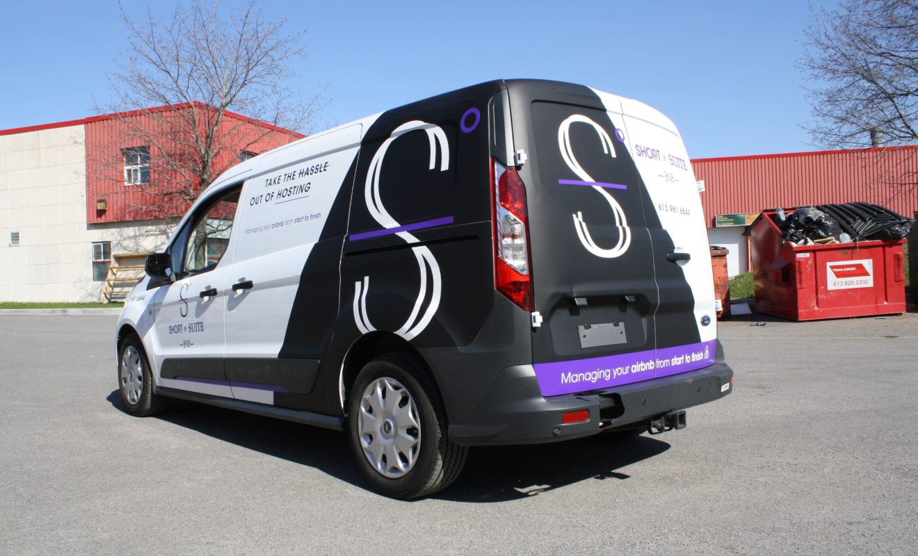 SHORT AND SUITE VAN GRAPHICS 5